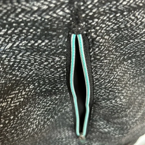 Tangerine Women’s Black & Teal Athletic Jacket
Size XL - Picture 3 of 7